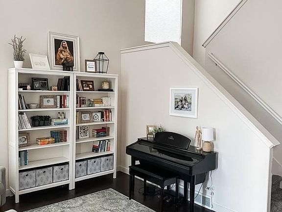 3rd image of 266 E Verano Way