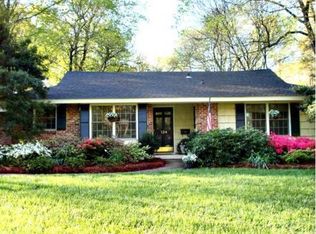 124 Manning Dr, Charlotte, NC 28209