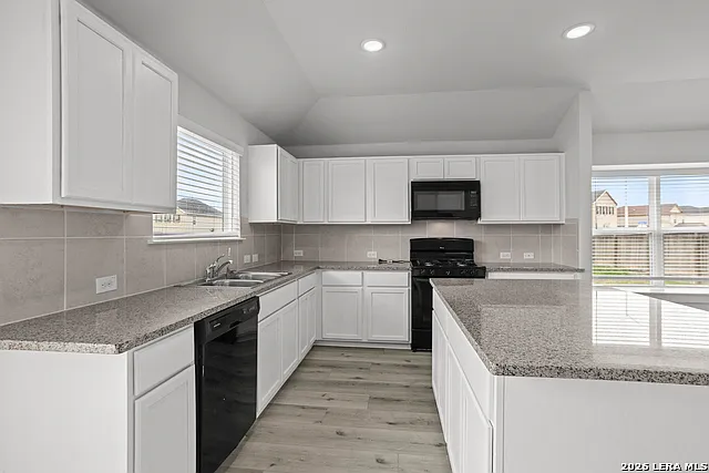 4837 Park Gln — Photo 10