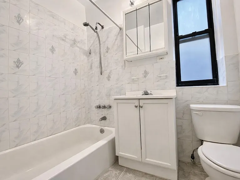590 Fort Washington Ave #4F — Photo 9
