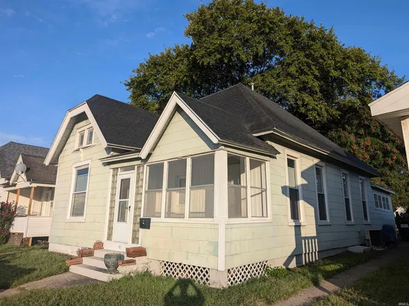 521 S 6th St, Vincennes, IN 47591