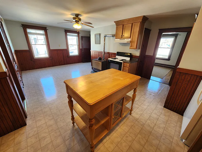 152 Maple St #2-N — Photo 4