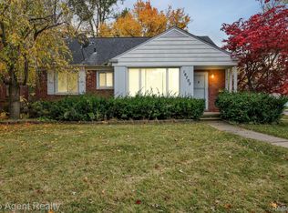 16702 Veronica Ave, Eastpointe, MI 48021