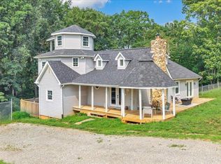 2154 Diamond Hill Rd, Moneta, VA 24121