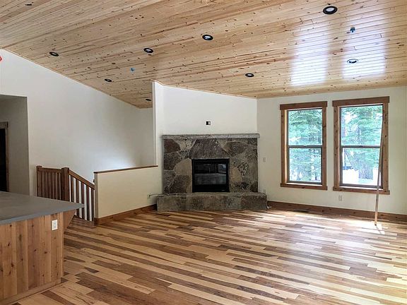 2nd image of 7084 8th Avenue