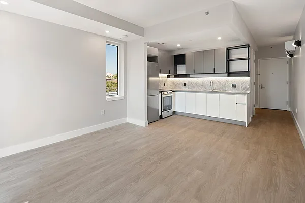 Rented by Cityside Rentals Corp | media 4