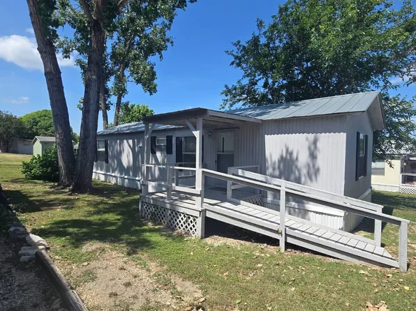 146 Hideaway Cir, Ingram, TX 78025