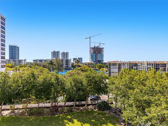 4th image of 600 Three Islands Blvd APT 411