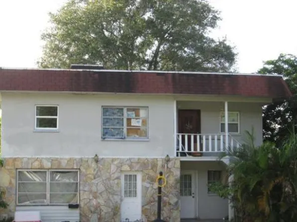 5420 10th St N, Saint Petersburg, FL 33703