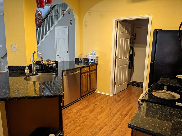 4501 Whispering Valley Dr #7 — Photo 8