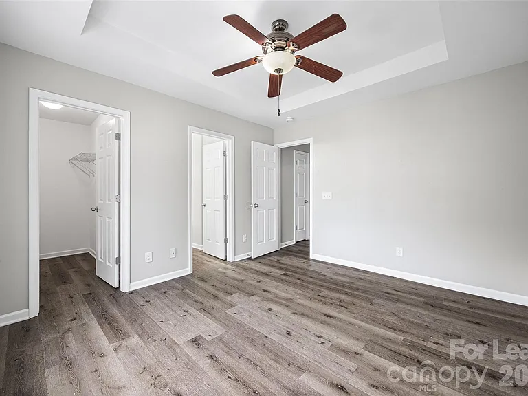 5194 Brooktree Dr — Photo 23