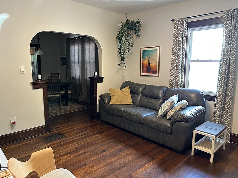 2479 Thurman Ave — Photo 12