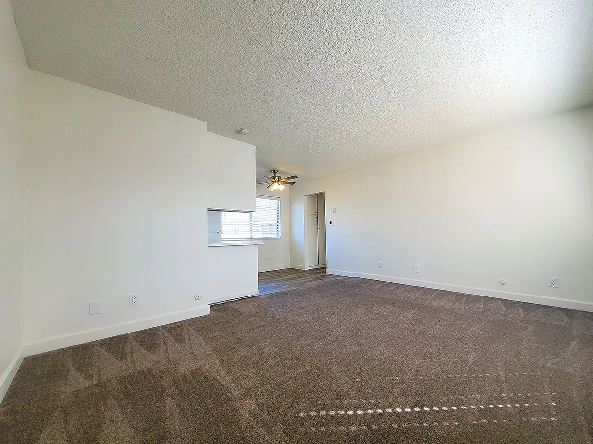 Building Photo - Westbrook Manor Apartments