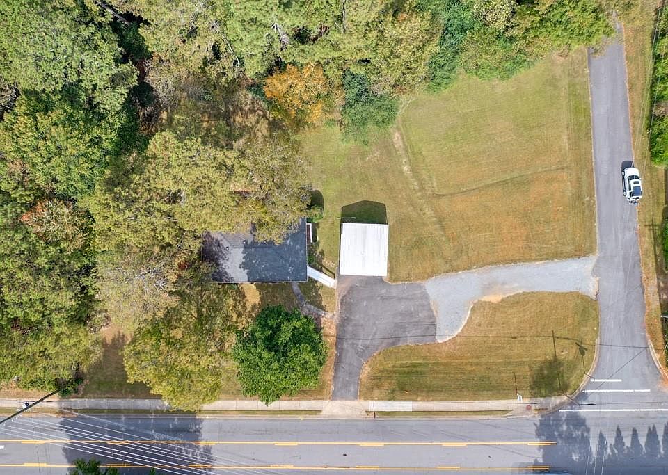 1st image of 4525 Lower Roswell Rd