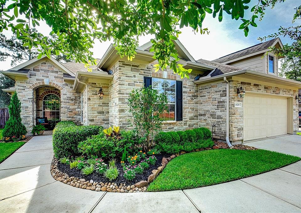 1st image of 18218 Hampton Hills Dr