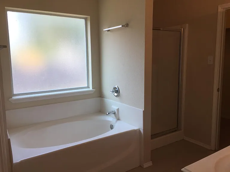 12100 Worthwood St — Photo 15