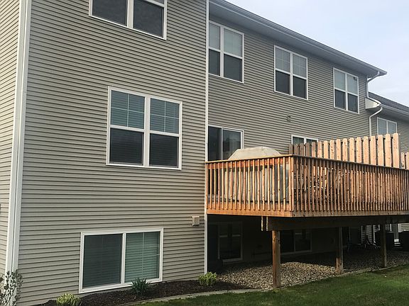 2nd image of 897 Center Park Dr SW