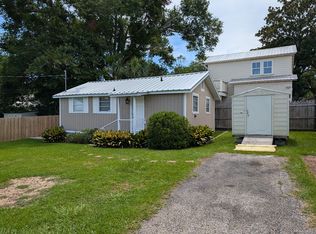 304 1/2 Morphy Ave, Fairhope, AL 36532