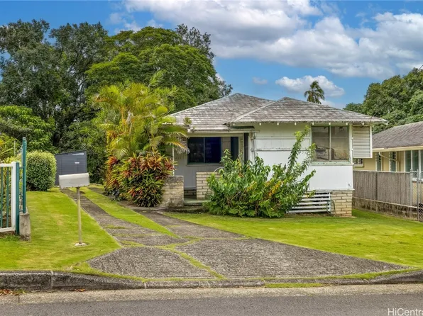 421 Ehako Pl, Honolulu, HI 96817