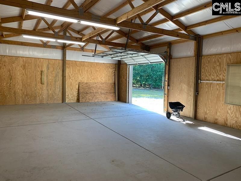 2nd image of 235 Clearwater Lake Rd