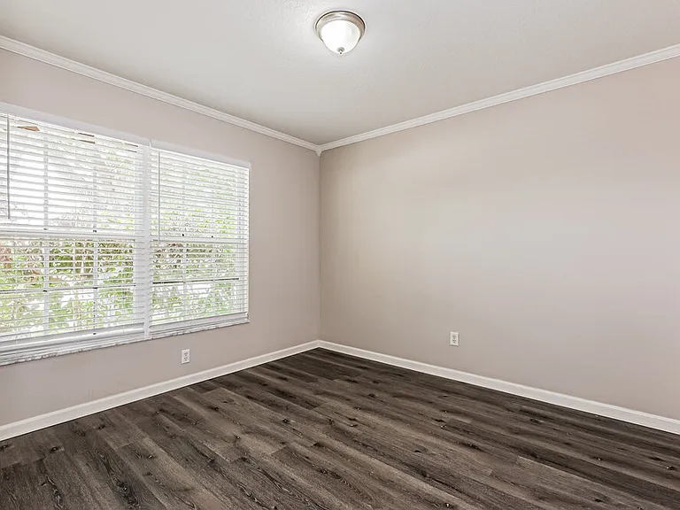 10428 Hunters Haven Blvd — Photo 13