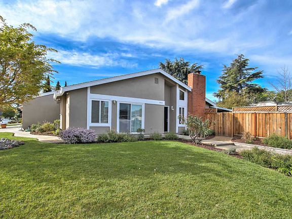 4th image of 183 Sun Blossom Dr