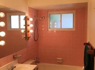 4081 Green Park Rd, Saint Louis, MO 63125