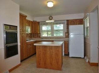 4704 E Wackerly Rd, Midland, MI 48642