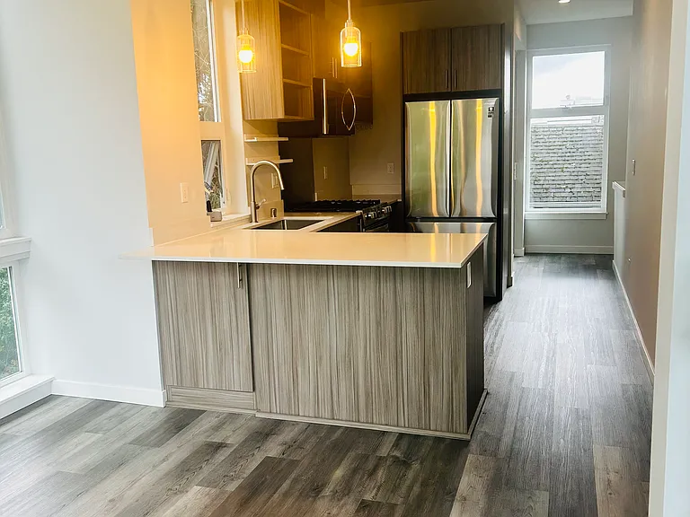 2523 S Washington St — Photo 27