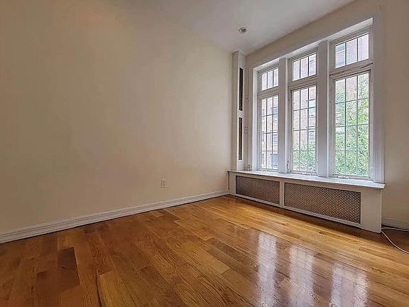 4th image of 163 E 36th St #4O