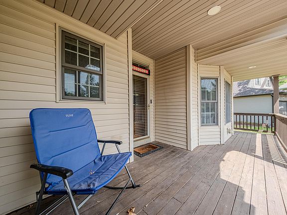 3rd image of 23668 Heather St NW
