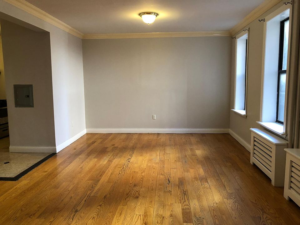 2nd image of 46 Duncan Ave #34B