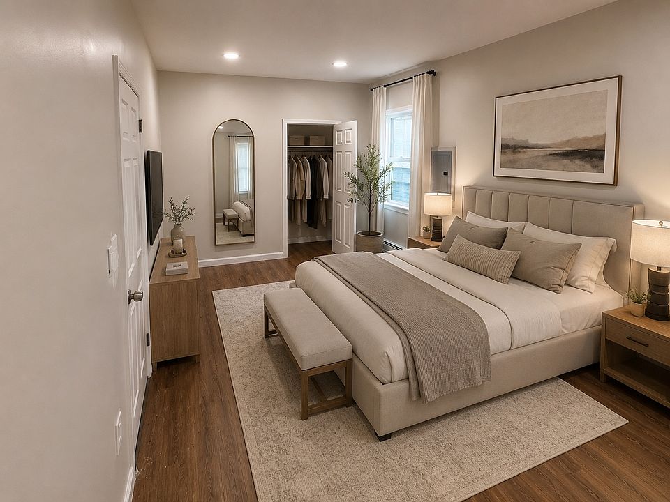 1st image of 25 W 17th St Floor 2