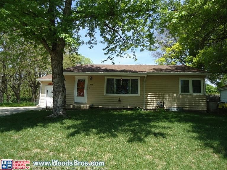 1st image of 824 Hillcrest Dr