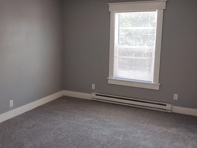 32 Adler St — Photo 16