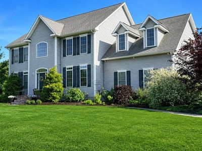 6 Evergreen Dr, Acushnet, MA, 02743