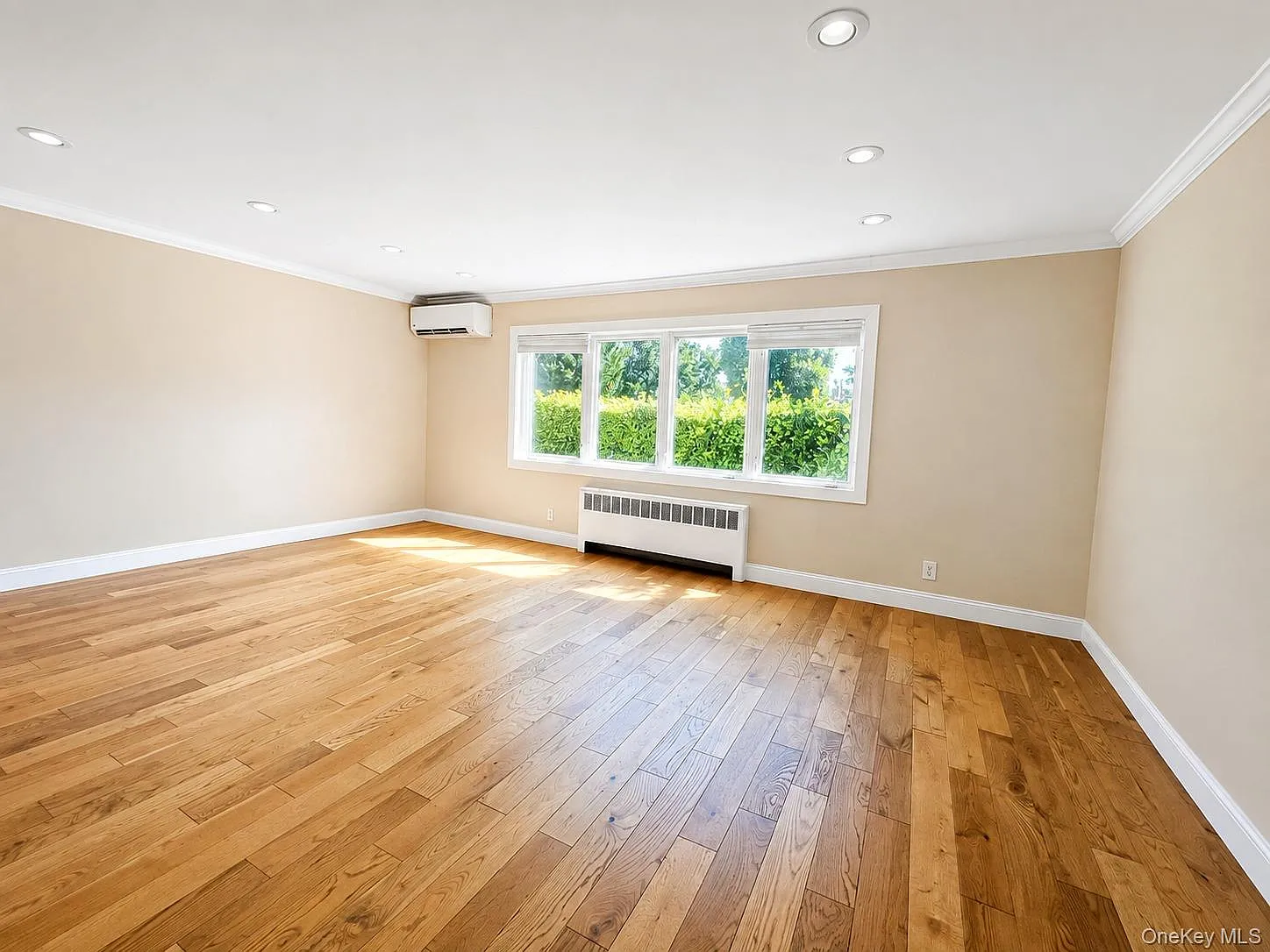 2 bed, 2.0 bath, 1249 sqft, $4,100 — Photo 3