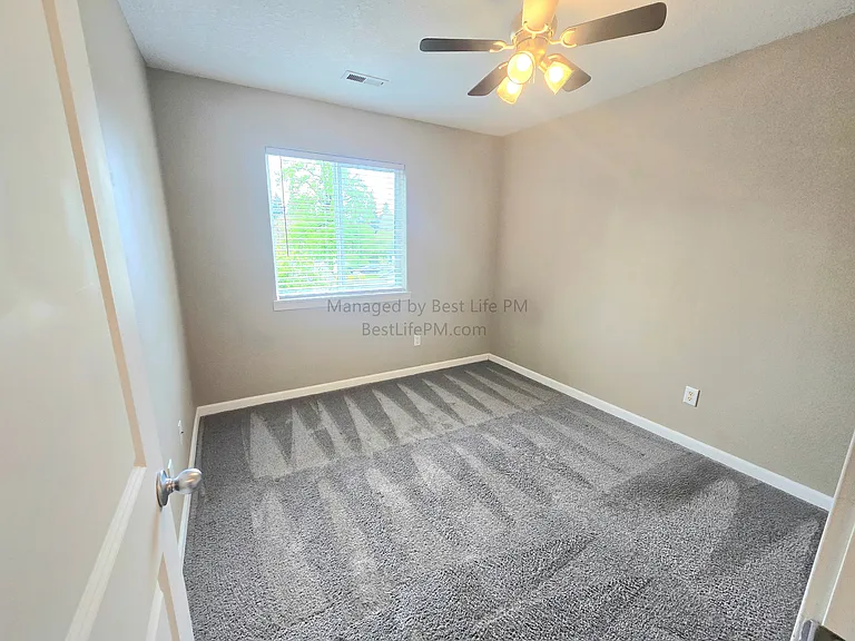 17923 Niks Dr — Photo 20