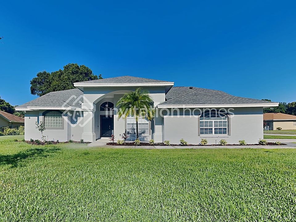 1st image of 3690 Emerald Ln