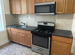 33 Rose Ter FLOOR 2, Newark, NJ 07108