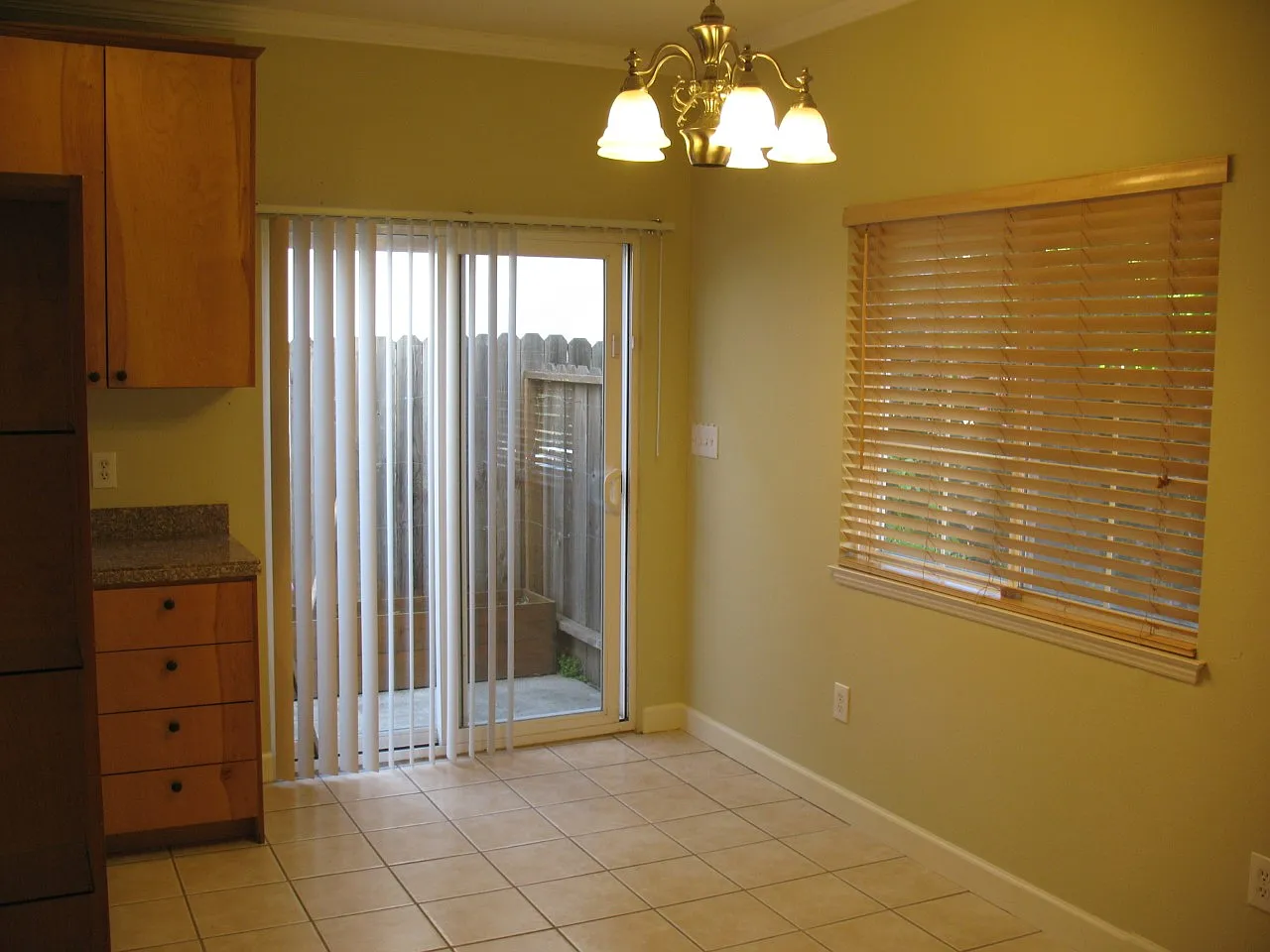 N Claremont St, San Mateo — Photo 3