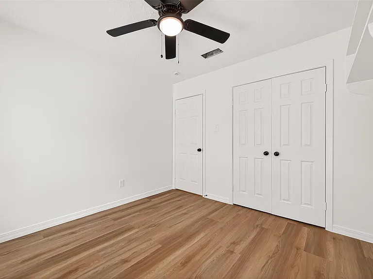 2334 Autumn Springs Ln — Photo 29