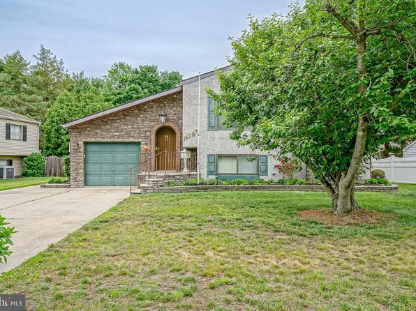 1479 Memorial Ave, Gibbstown, NJ 08027