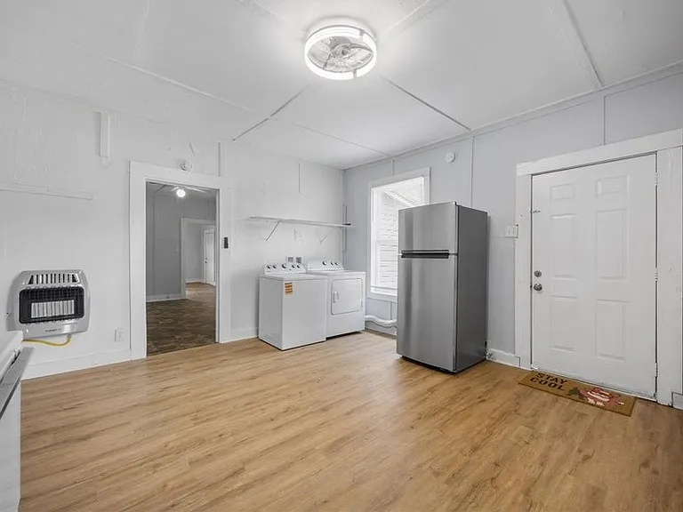 3701 Fairview St SW — Photo 12
