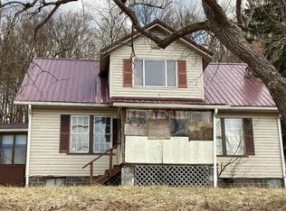 2020 Landing Way, Shinnston, WV 26431