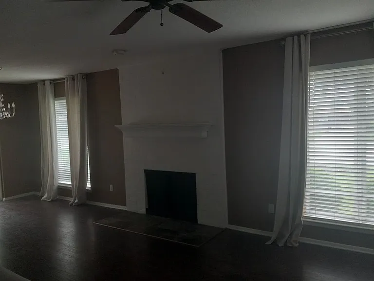 5003 Ledgestone Dr #B — Photo 3