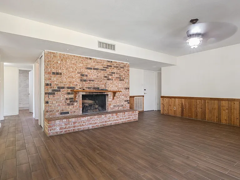 14603 Lorne Dr — Photo 6