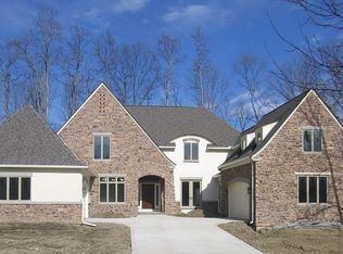 1536 Newcomer Rd, Columbus, OH 43235