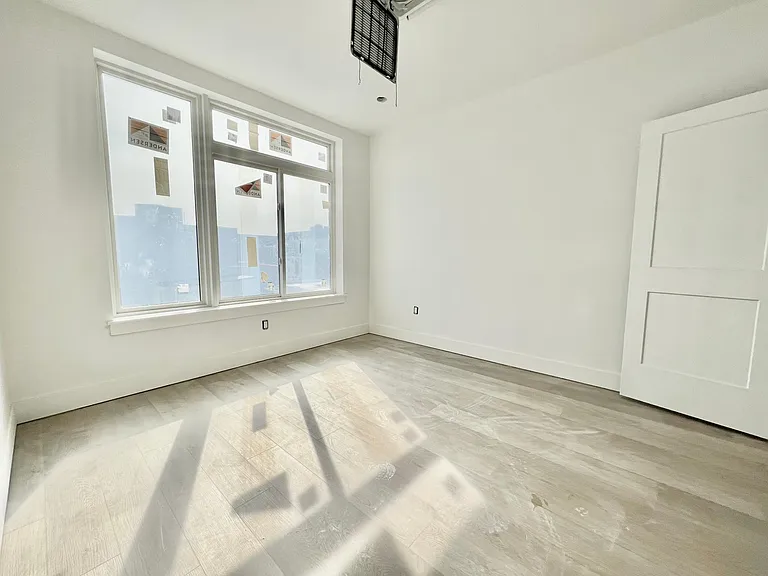 1801 N 2nd St #4O5 — Photo 5