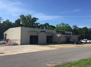 365 Cannery Rd, Breaux Bridge, LA 70517